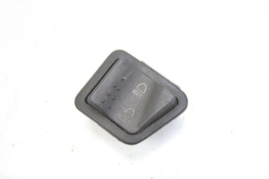 photo de HEADLIGHT HIGH BEAM SWITCH PIAGGIO FLY 2T 50 (2004 - 2017)