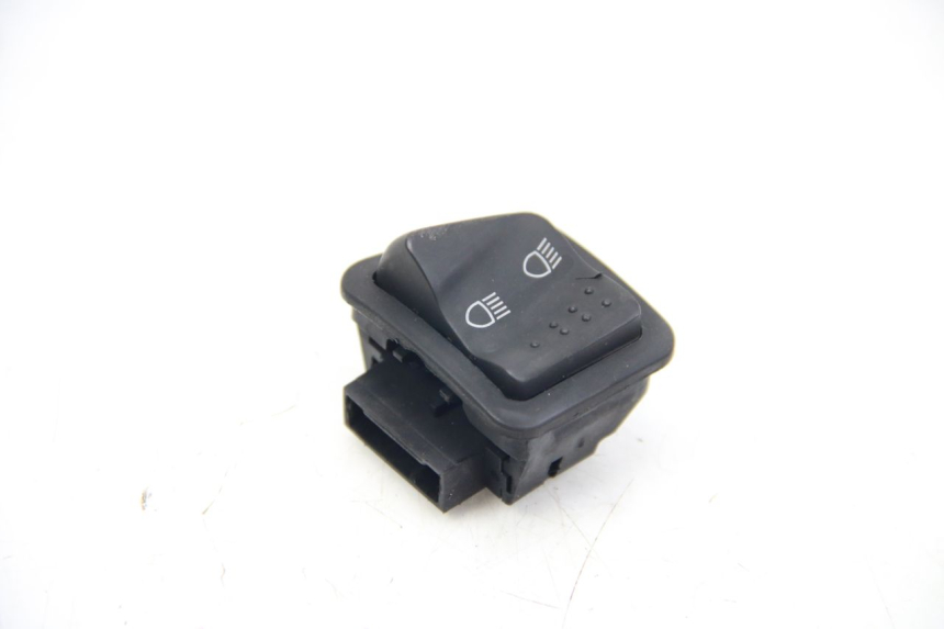 photo de HEADLIGHT HIGH BEAM SWITCH GILERA RUNNER SP 50 (2009 - 2017)