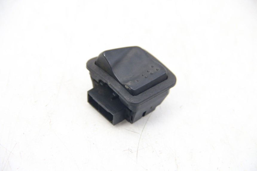 photo de HEADLIGHT HIGH BEAM SWITCH GILERA RUNNER SP 50 (2009 - 2017)