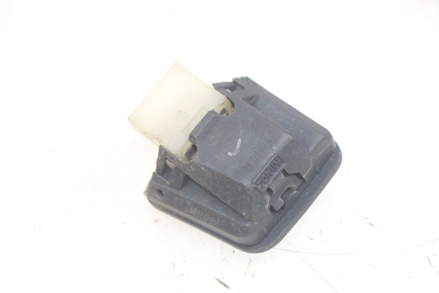 photo de HEADLIGHT HIGH BEAM SWITCH HONDA SCV LEAD 100 (2003 - 2007)