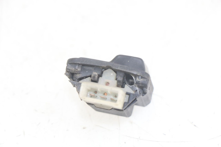 photo de HEADLIGHT HIGH BEAM SWITCH HONDA SCV LEAD 100 (2003 - 2007)