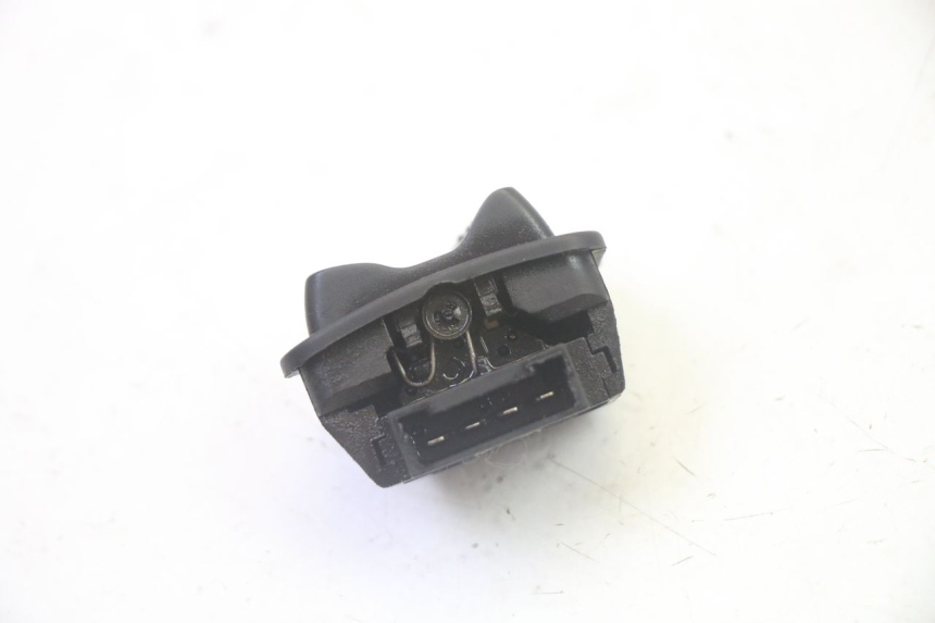 photo de HEADLIGHT SWITCH PIAGGIO MP3 LT 300 (2010 - 2016)