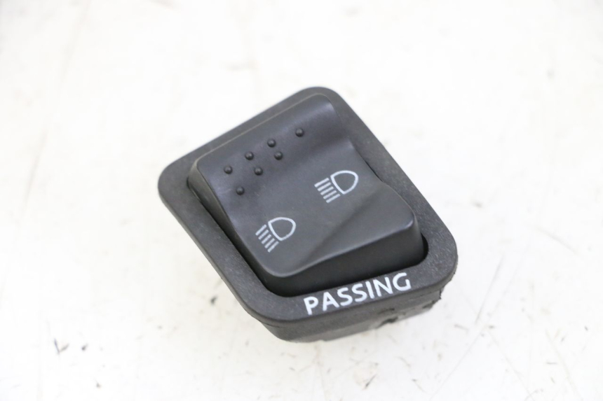 photo de HEADLIGHT SWITCH PIAGGIO MP3 500 (2014 - 2016)