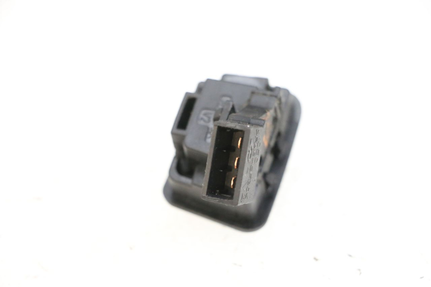 photo de HEADLIGHT SWITCH YAMAHA NEO'S CORE 1 (2022 - 2026) - Component detail