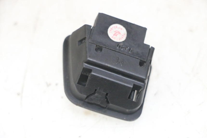 photo de HEADLIGHT HIGH BEAM SWITCH PIAGGIO NEW TYPHOON 50 (2018 - 2021)