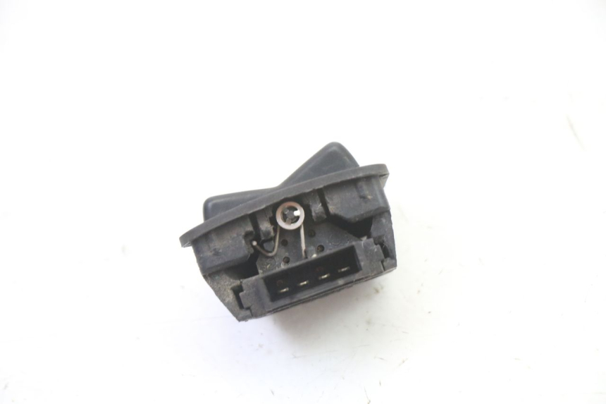 photo de HEADLIGHT HIGH BEAM SWITCH SYM ORBIT 2 4T 50 (2008 - 2017)