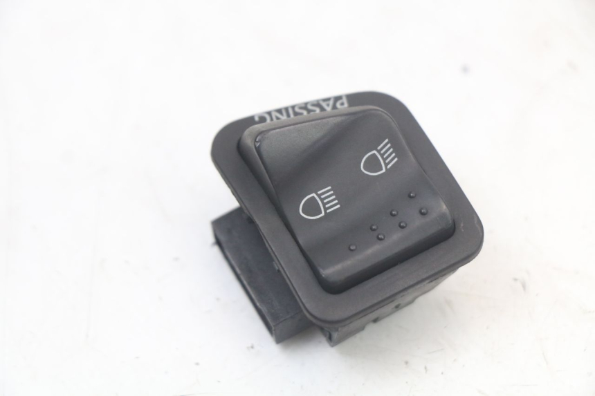 photo de HEADLIGHT SWITCH PIAGGIO LIBERTY IGET 4T 50 (2021 - 2025)