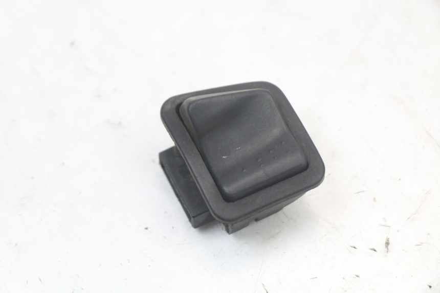 photo de HEADLIGHT SWITCH PIAGGIO NEW TYPHOON 50 (2010 - 2017)