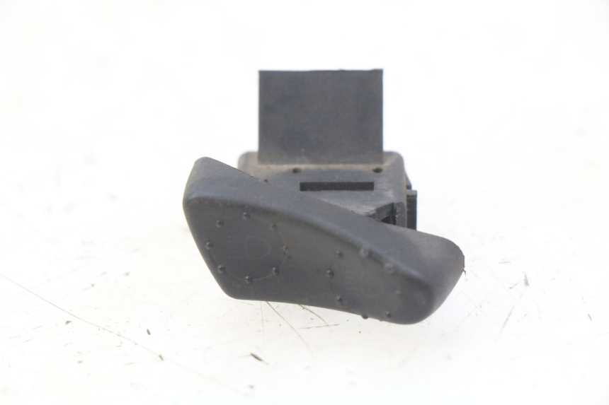 photo de HEADLIGHT HIGH BEAM SWITCH PIAGGIO VESPA LX 2T 50 (2005 - 2013)