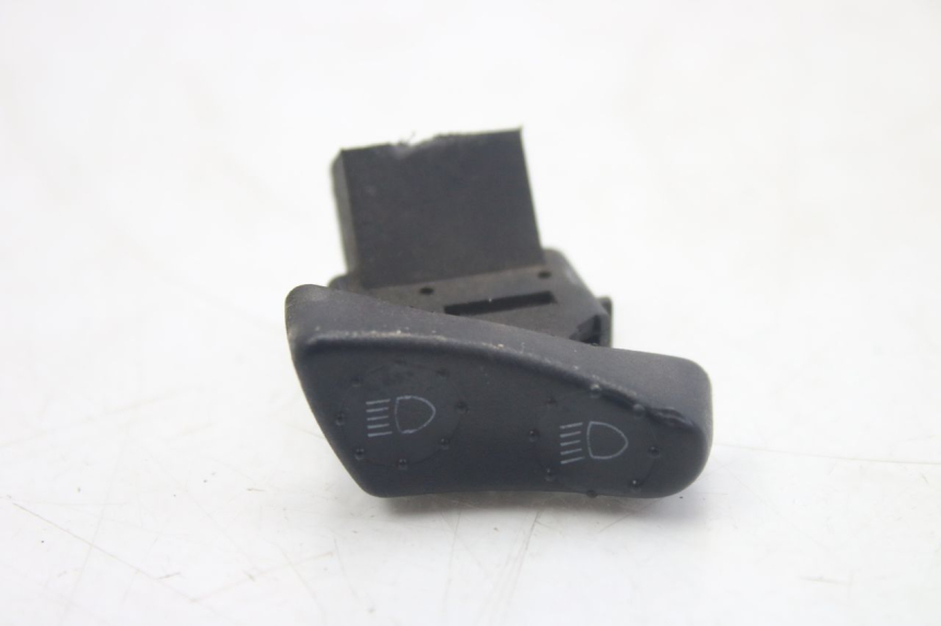 photo de HEADLIGHT HIGH BEAM SWITCH PIAGGIO VESPA S 2T 50 (2007 - 2014)