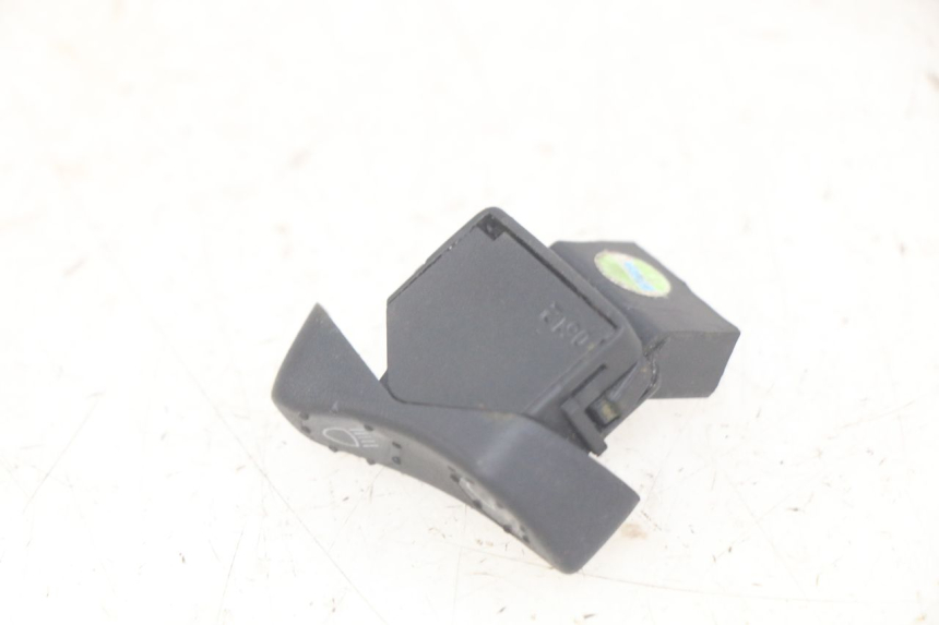 photo de HEADLIGHT HIGH BEAM SWITCH PIAGGIO VESPA S 2T 50 (2007 - 2014)