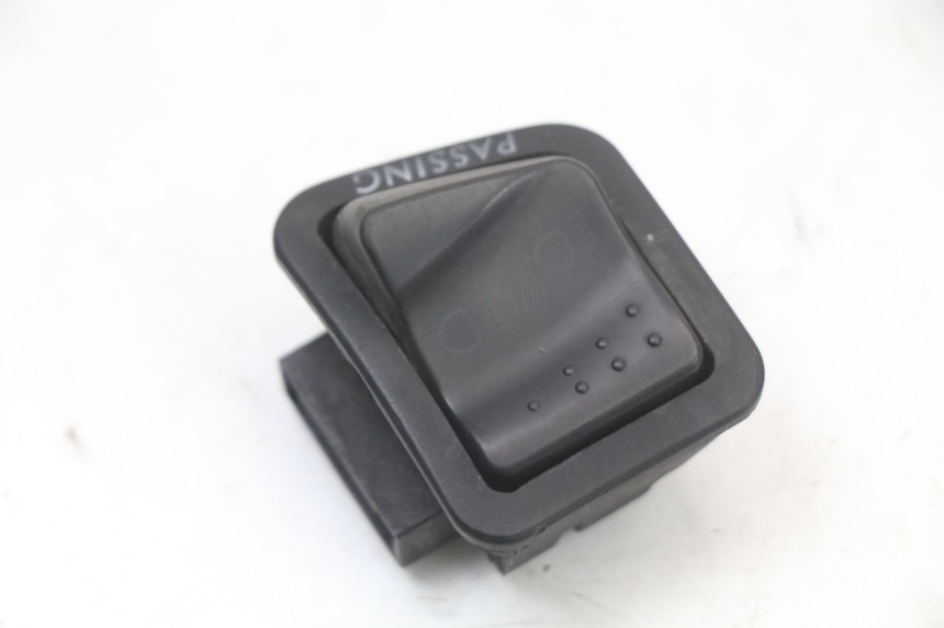 photo de HEADLIGHT HIGH BEAM SWITCH PIAGGIO X8 125 (2004 - 2007)