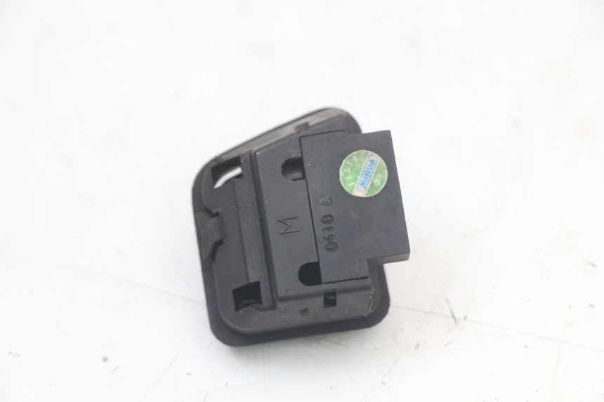 photo de HEADLIGHT HIGH BEAM SWITCH PIAGGIO XEVO - X EVO 125 (2007 - 2016)