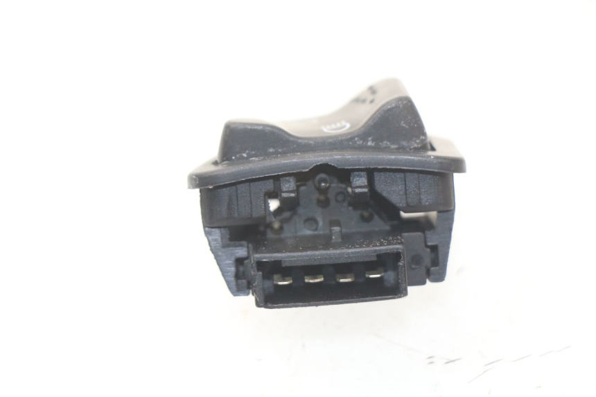 photo de HEADLIGHT HIGH BEAM SWITCH PIAGGIO ZIP 2T 50 (2009 - 2019)