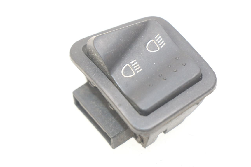 photo de HEADLIGHT HIGH BEAM SWITCH PIAGGIO ZIP 2T 50 (2009 - 2019)