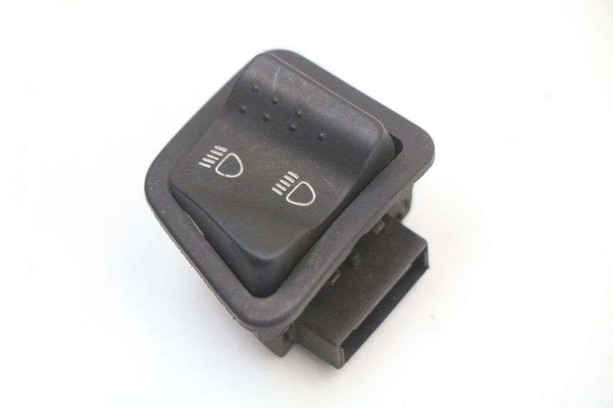 photo de HEADLIGHT HIGH BEAM SWITCH PIAGGIO ZIP 2T 50 (2009 - 2019)