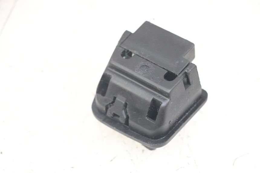 photo de HEADLIGHT HIGH BEAM SWITCH PIAGGIO ZIP 2T 50 (2009 - 2019)