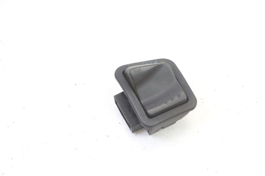 photo de HEADLIGHT SWITCH PIAGGIO SUPER LX 125 (2000 - 2003)