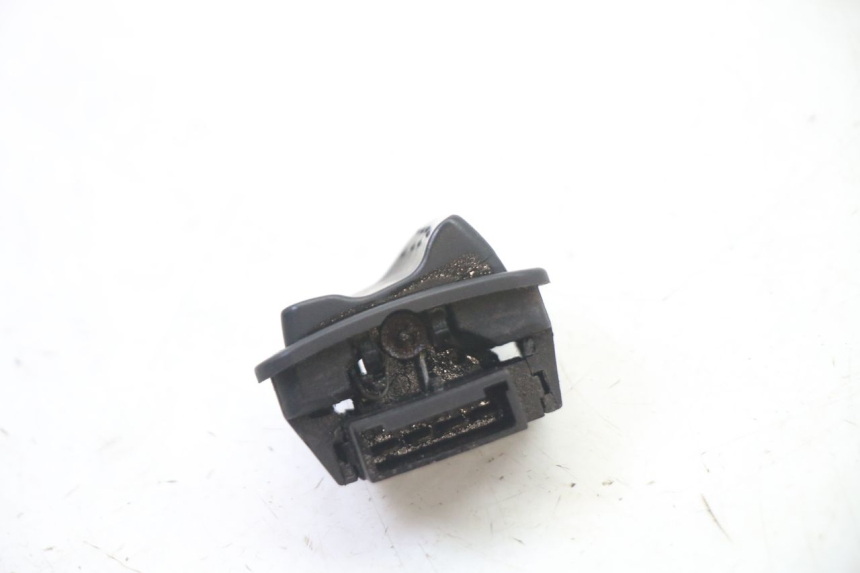 photo de HEADLIGHT SWITCH PIAGGIO SUPER LX 125 (2000 - 2003)