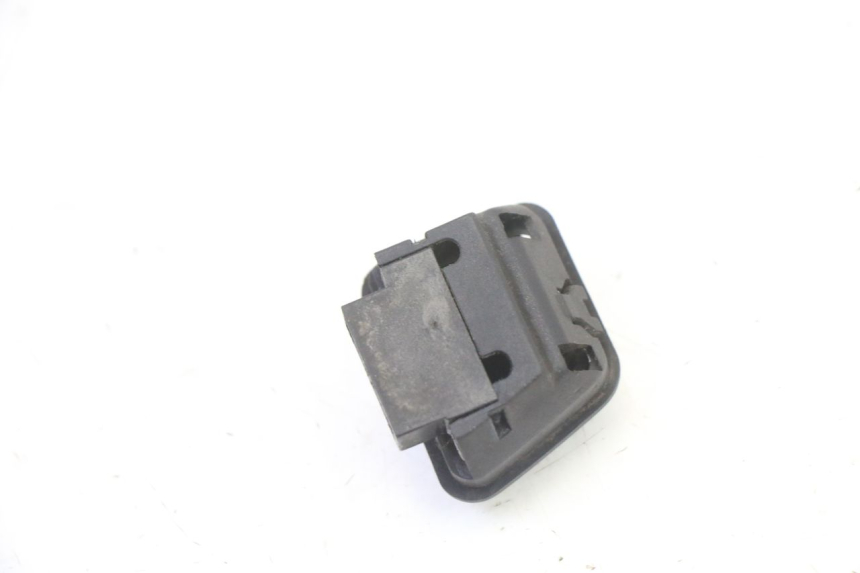 photo de HEADLIGHT SWITCH PIAGGIO SUPER LX 125 (2000 - 2003)