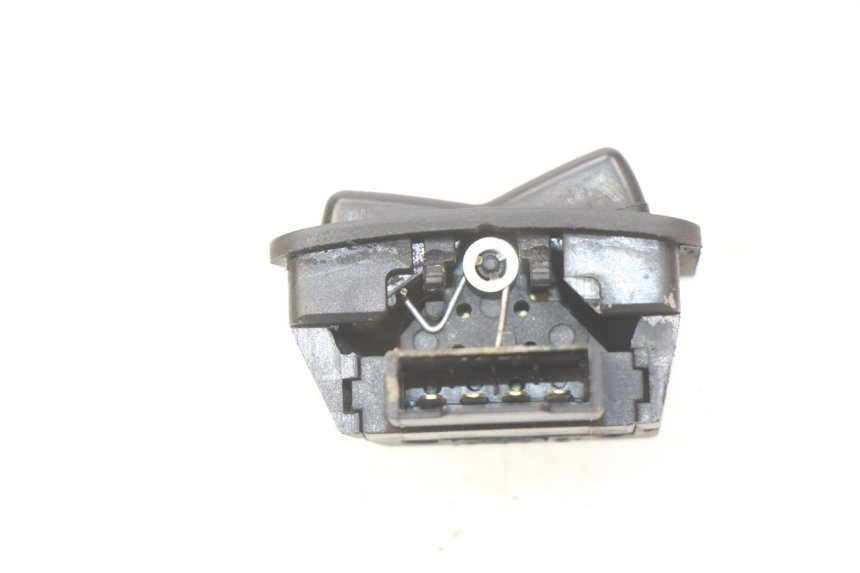 photo de HEADLIGHT HIGH BEAM SWITCH SUZUKI SIXTEEN 125 (2008 - 2010)