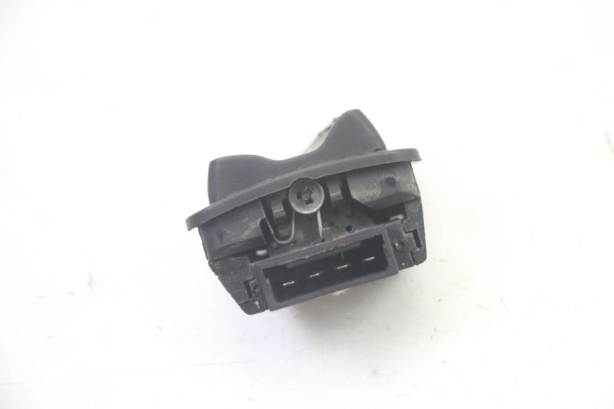 photo de HEADLIGHT HIGH BEAM SWITCH APRILIA SXR 50 (2021 - 2023)