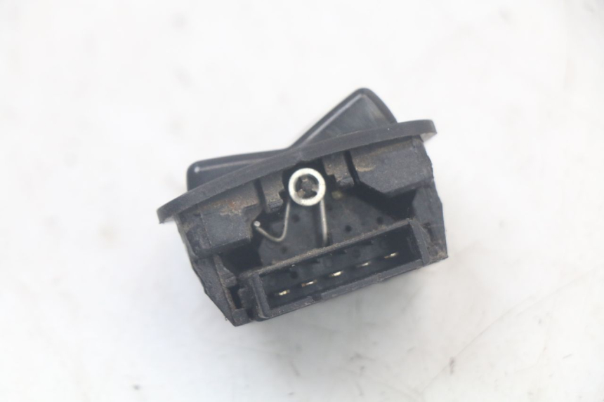 photo de HEADLIGHT HIGH BEAM SWITCH SYM FIDDLE 3 III 125 (2014 - 2020)