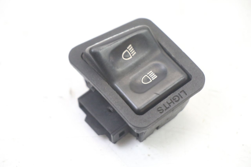 photo de HEADLIGHT SWITCH PEUGEOT TWEET PRO CARGO 50 (2018 - 2020)