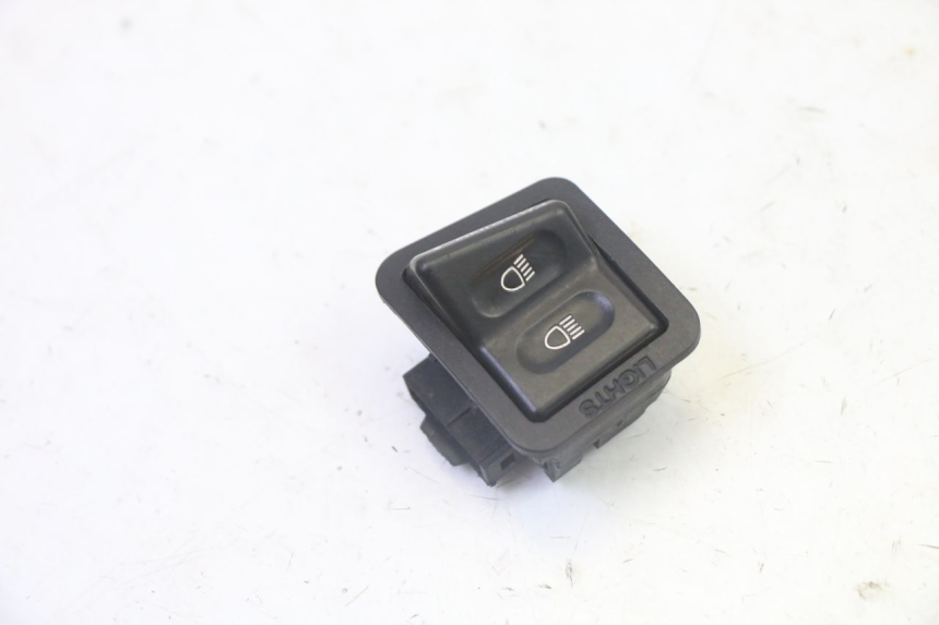 photo de HEADLIGHT SWITCH PEUGEOT TWEET PRO CARGO 50 (2018 - 2020)