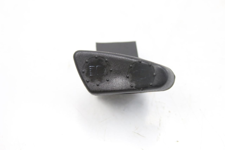 photo de HEADLIGHT HIGH BEAM SWITCH PIAGGIO VESPA GTS IGET ABS 125 (2017 - 2023)
