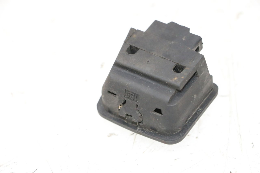 photo de HEADLIGHT HIGH BEAM SWITCH YAMAHA XMAX X-MAX 125 (2006 - 2009) - Component detail