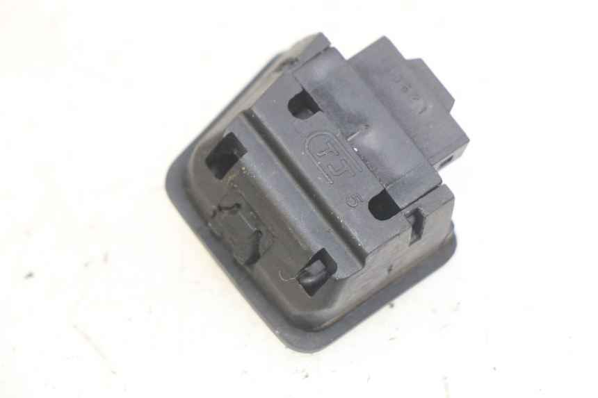 photo de HEADLIGHT HIGH BEAM SWITCH SYM X-PRO 4T 50 (2014 - 2021)