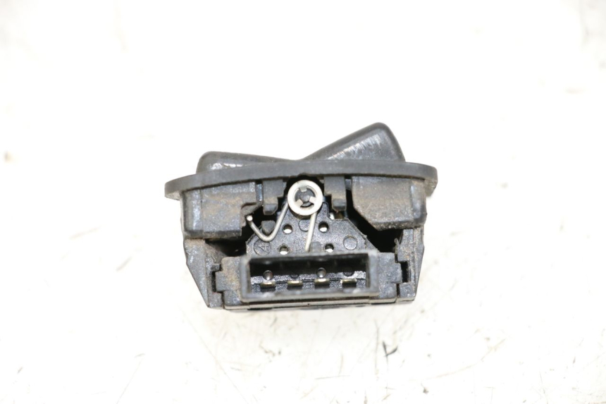 photo de HEADLIGHT HIGH BEAM SWITCH SYM X-PRO 4T 50 (2014 - 2021)