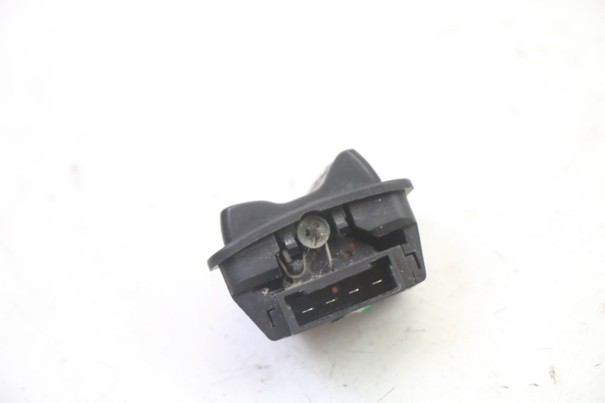 photo de HEADLIGHT HIGH BEAM SWITCH PIAGGIO X9 EVOLUTION 125 (2003 - 2007)
