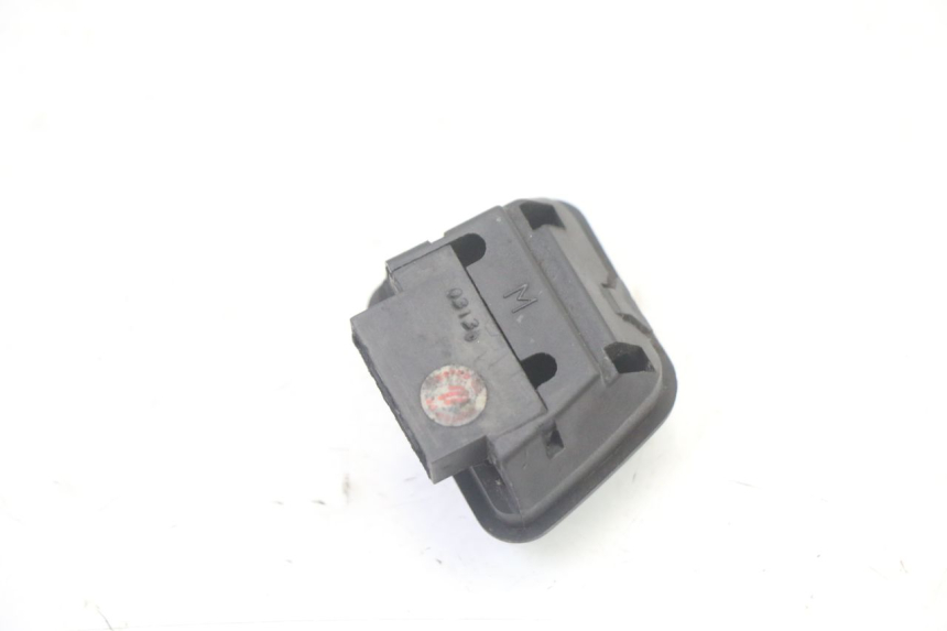 photo de HEADLIGHT HIGH BEAM SWITCH PIAGGIO XEVO - X EVO 125 (2007 - 2016)