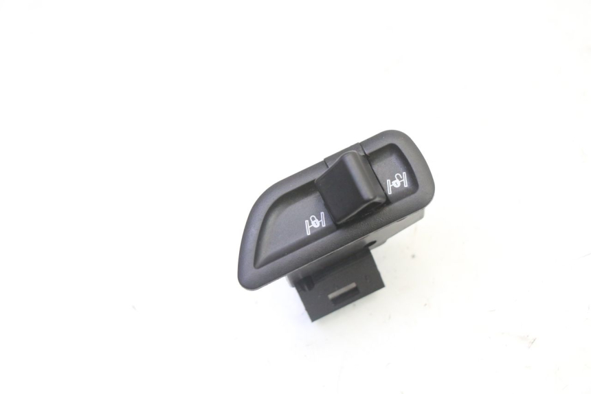 photo de ROLL LOCK SWITCH PIAGGIO MP3 HPE 310 (2024 - 2025)