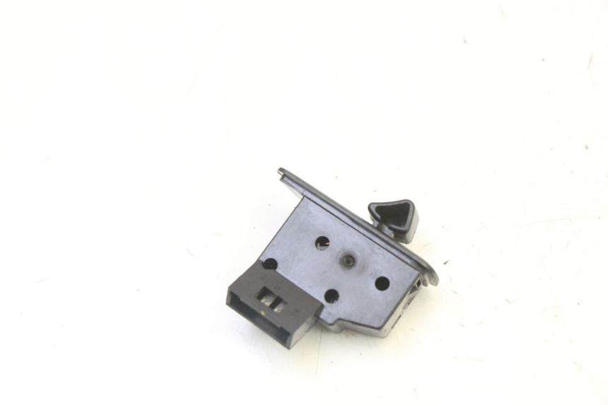 photo de ROLL LOCK SWITCH PIAGGIO MP3 HPE 310 (2024 - 2025)