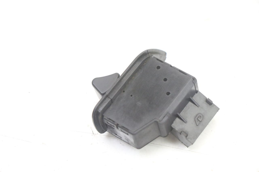 photo de ROLL LOCK SWITCH PIAGGIO MP3 500 (2014 - 2016)