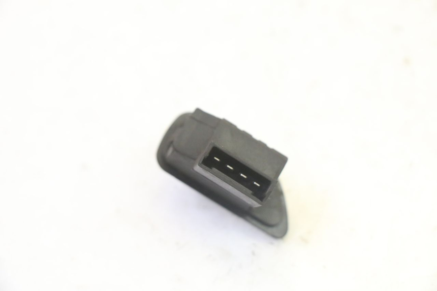 photo de ROLL LOCK SWITCH PIAGGIO MP3 125 (2006 - 2014)