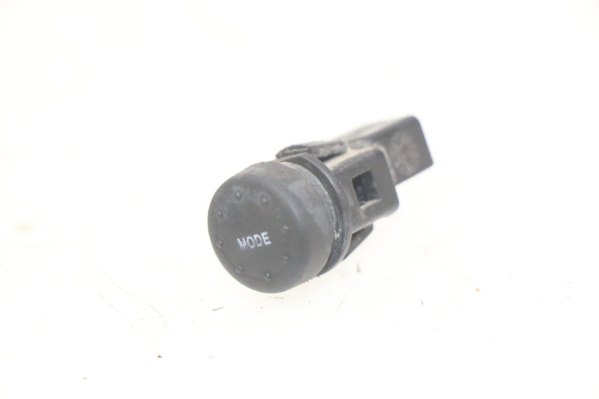 photo de HANDLEBAR SWITCH APRILIA SCARABEO LIGHT 125 (2007 - 2011)