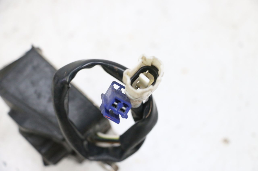 photo de SWITCH YAMAHA TDM ABS 900 (2002 - 2014) - Component detail