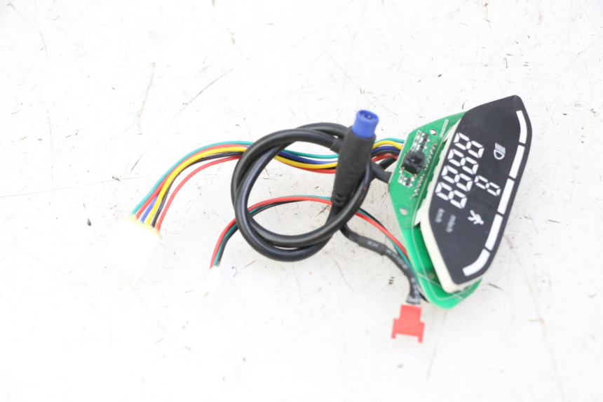 photo de SPEEDOMETER URBANGLIDE 100XS 1