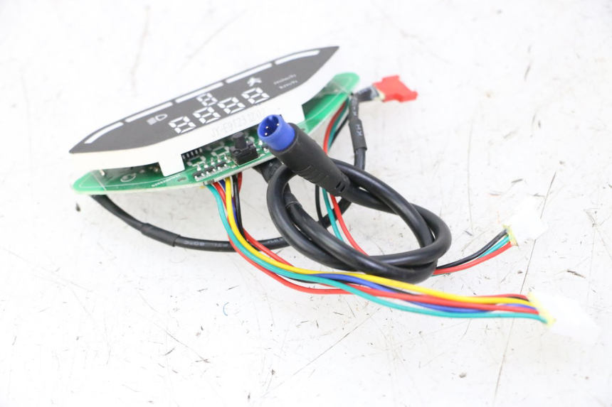 photo de SPEEDOMETER URBANGLIDE 100XS 1