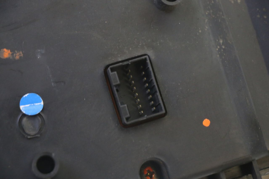 photo de SPEEDOMETER QUADRO 4 4D 350 (2015 - 2018)