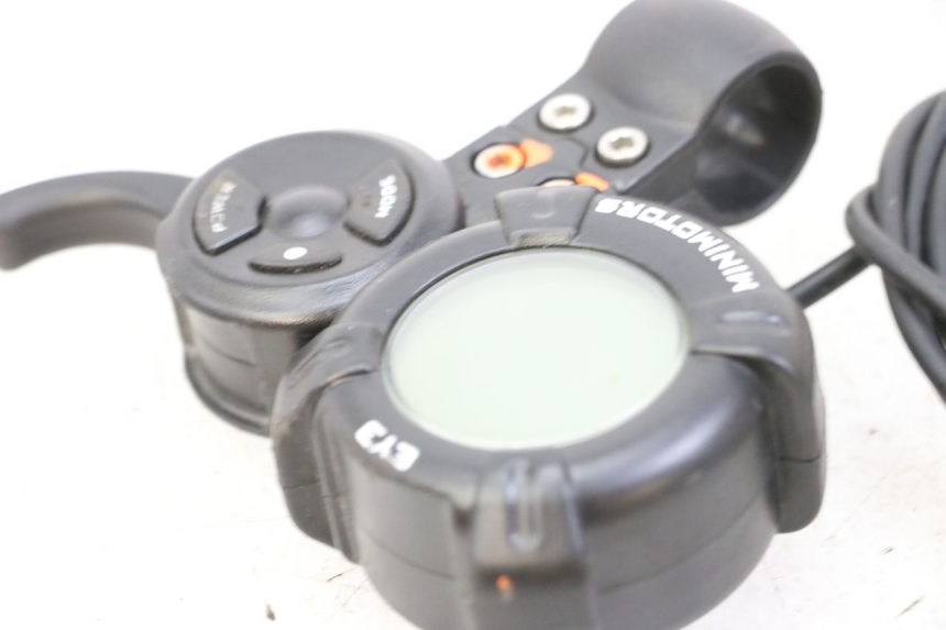 photo de SPEEDOMETER DUALTRON AMINIA 1
