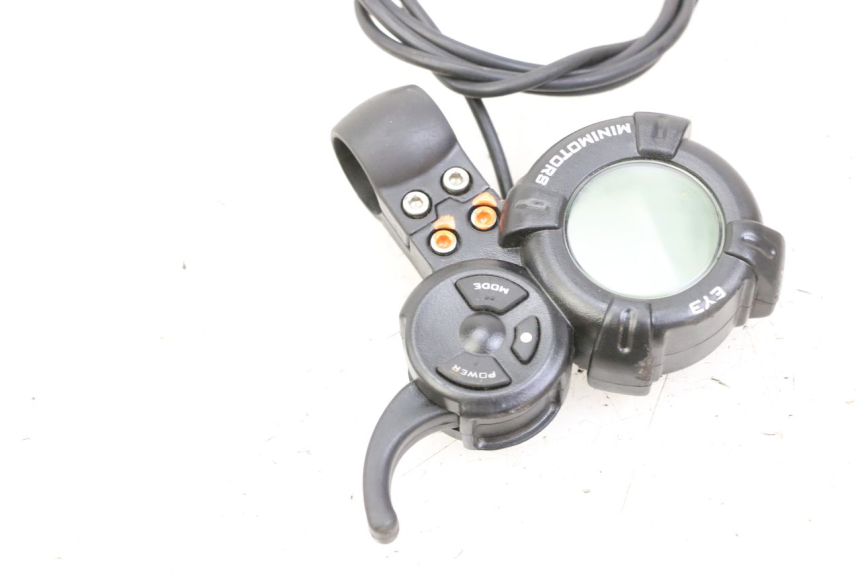 photo de SPEEDOMETER DUALTRON AMINIA 1