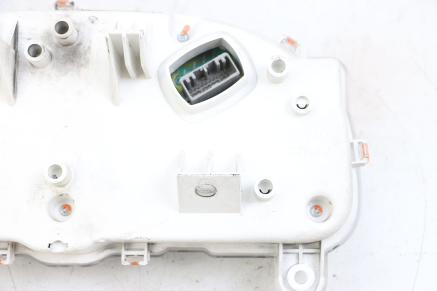 photo de SPEEDOMETER SUZUKI BURGMAN 650 (2013 - 2020)