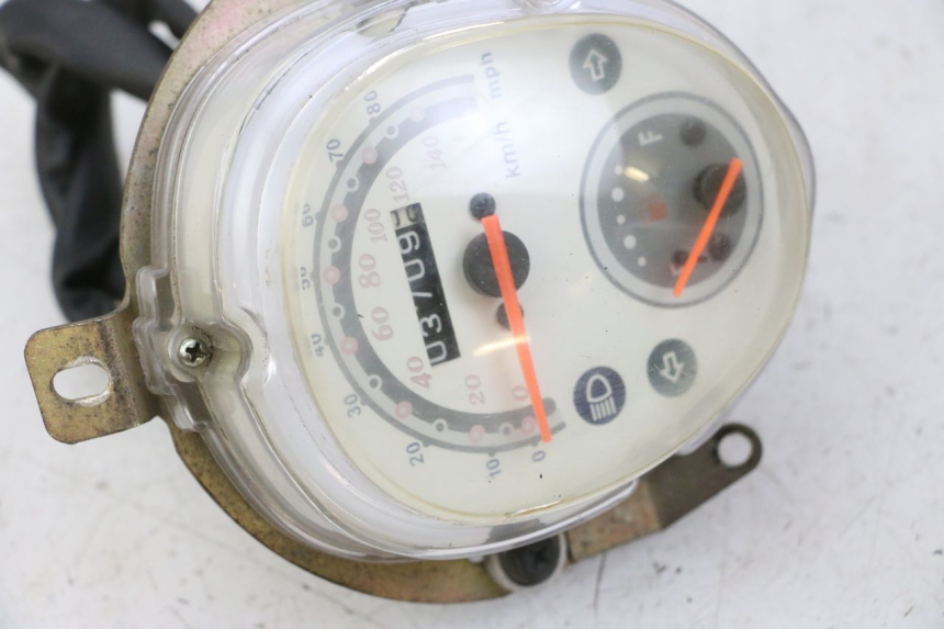 photo de SPEEDOMETER DAELIM BESBI 125 (2007 - 2008)