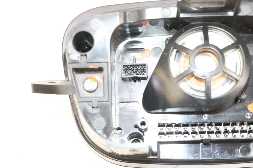 photo de SPEEDOMETER SEGWAY NINEBOT E125S 1 (2022 - 2026) - Fixing points details