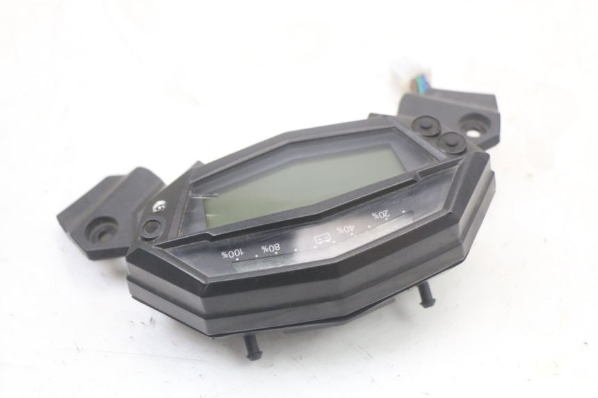 photo de SPEEDOMETER EBROH BRAVO GLE 1 (2020 - 2024)